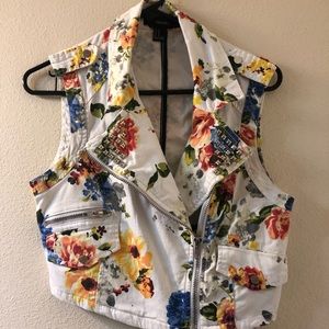 Forever 21 sleeveless jean jacket